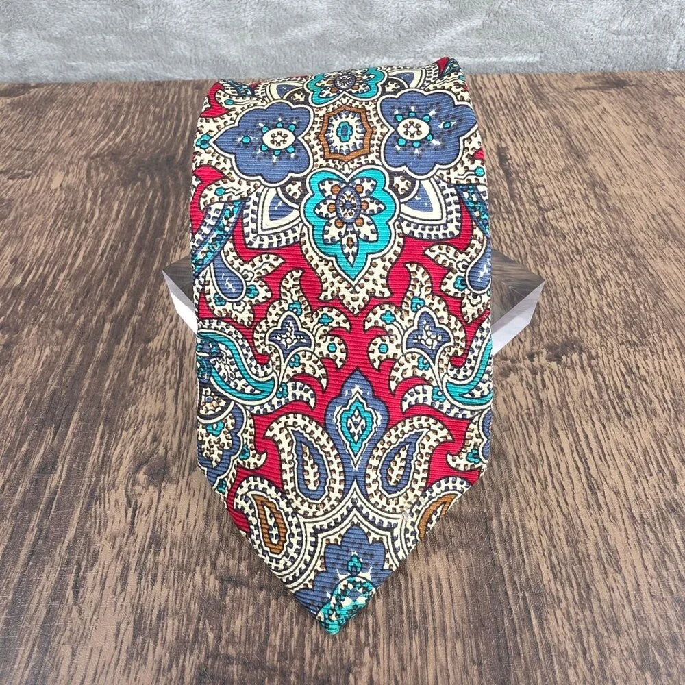 Burberrys of London VTG Tie Paisley Multicolor Silk Red Blue Old Money Designer